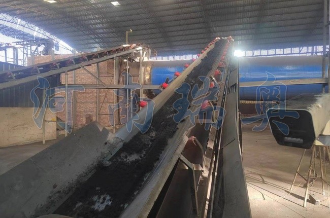 大型煤泥烘干机.jpg 大型煤泥烘干机.jpg